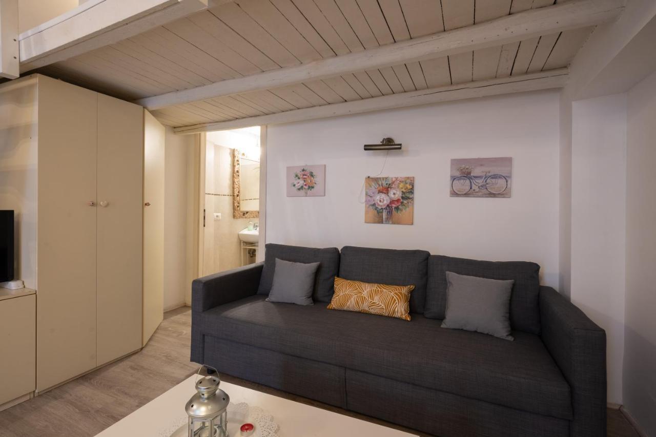 Ferienwohnung A Due Passi Da S.Pietro E Castel Sant'Angelo Loft Gianicolo Rom Exterior foto