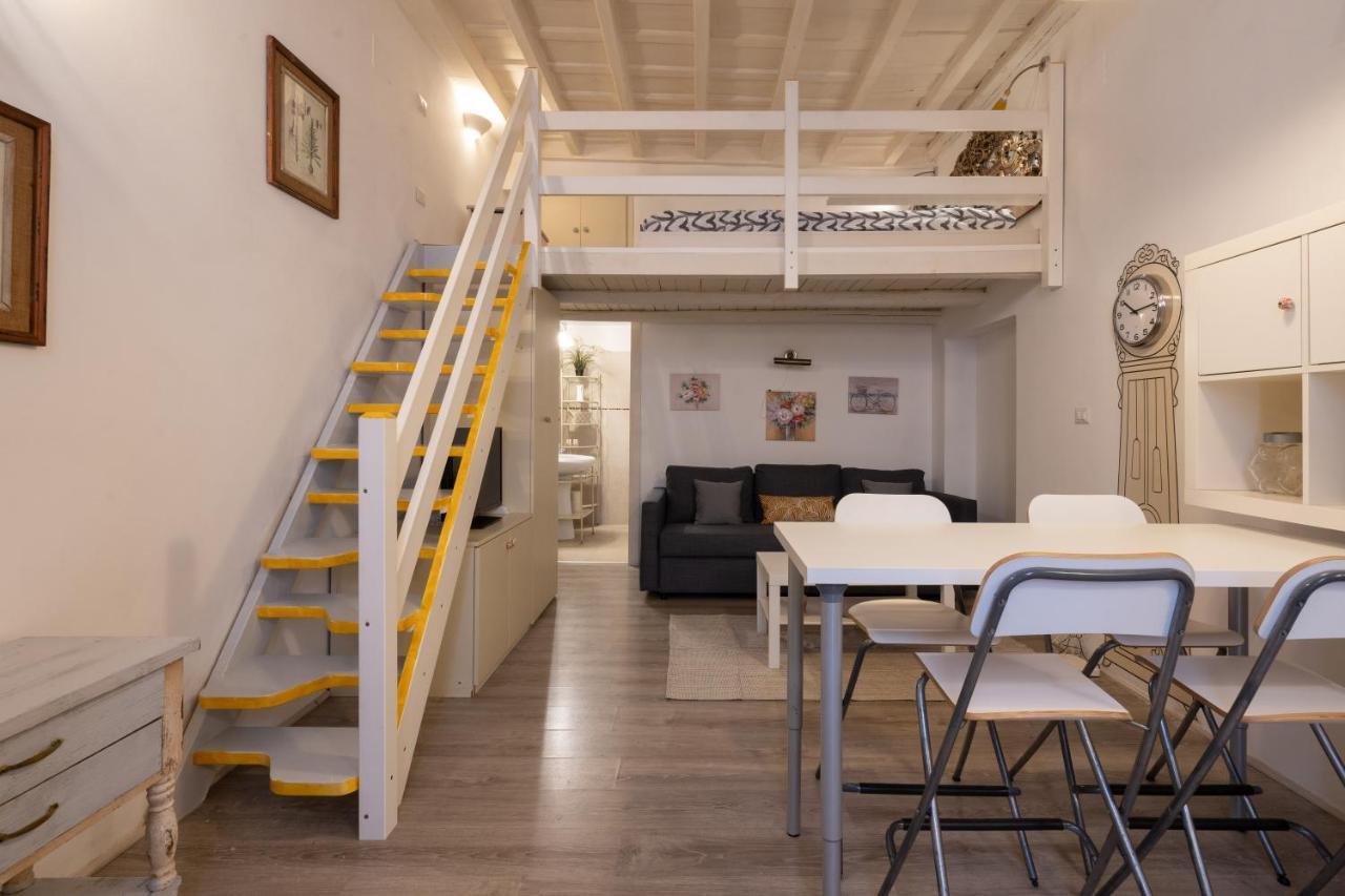 Ferienwohnung A Due Passi Da S.Pietro E Castel Sant'Angelo Loft Gianicolo Rom Exterior foto